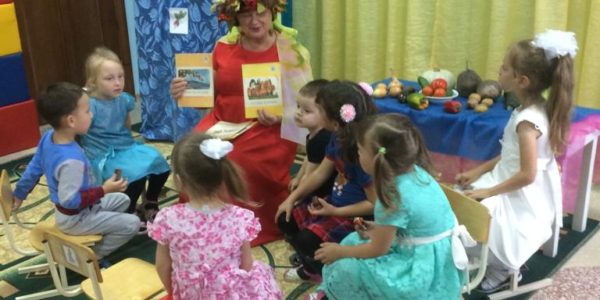 16 октября сотрудники музея приняли участие в литературно-фольклорном утреннике «Урожай осени» в детском саду